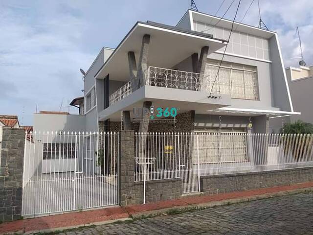 #CAV 312 - Casa para Venda em Lorena - SP - 2